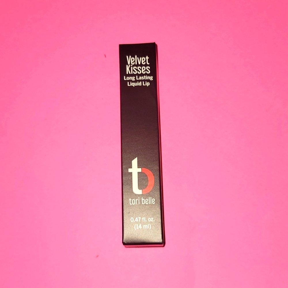 Brand New Tori Belle Velvet Kisses Long Lasting Liquid Lip In Plum